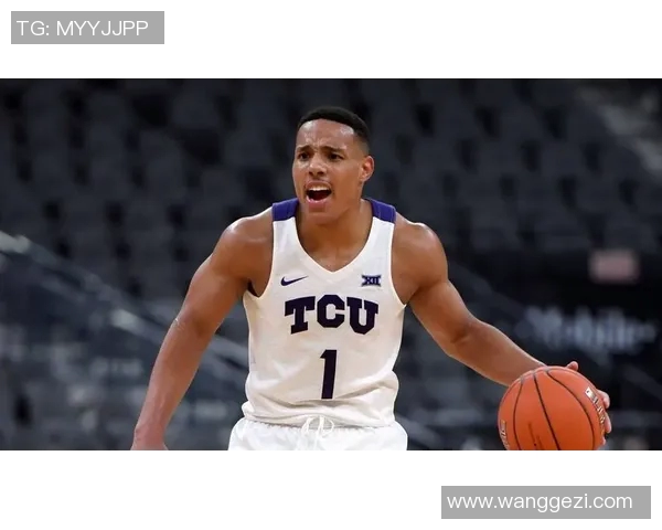 库里背后的故事：从少年到巨星之路